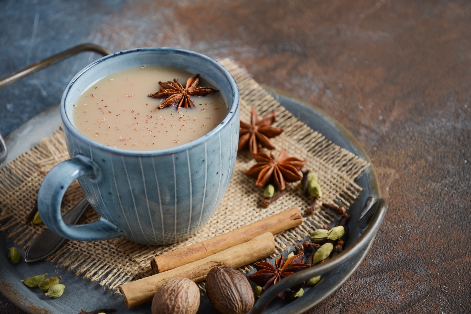 Masala chai z anyżem gwiaździstym